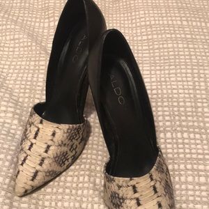 Aldo black and snake heel pumps